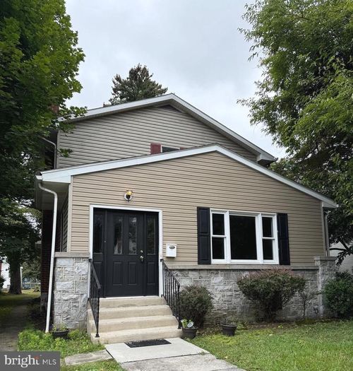 3005 Market St, CAMP HILL, PA, 17011-4540 | Card Image