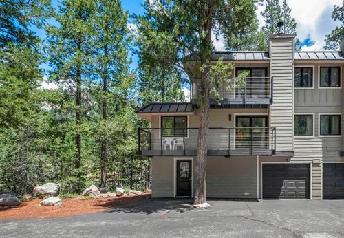 7-400 Shirley Canyon Rd, Olympic Valley, CA, 96146-1104 | Card Image