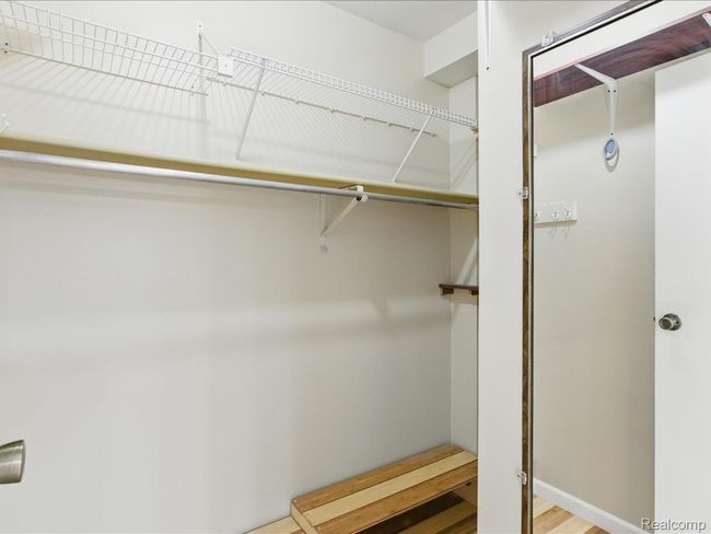 17-810 Holland Ave Unit 5 (17).jpg | Image 9
