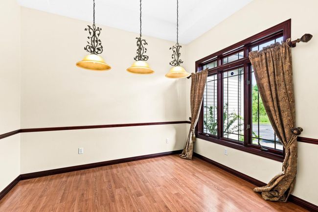 Formal Dining Room | Image 5