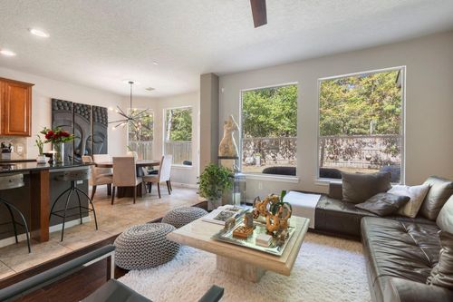 31 N Spinning Wheel Cir, The Woodlands, TX, 77382-1445 | Card Image