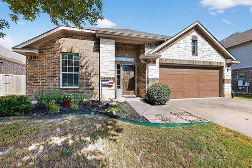 954 Clear Springs Holw, Buda, TX, 78610-5121 | Card Image