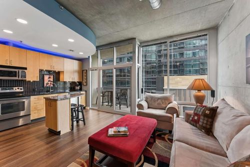 827-923 Peachtree Street Ne, Atlanta, GA, 30309 | Card Image