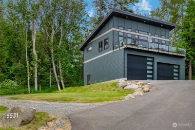 Emphasis on low maintenance to maximize your time to explore the beach, crab, fish and enjoy the lifestyle that has made Birch Bay and surrounding area famous. Located in Washington's "Rain Shadow" resulting more hours and days of sunshine that any other locale in the region. | Image 3