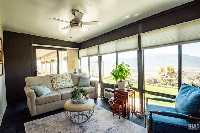 26700 Skyline Dr, House other with 3 bedrooms, 3 bathrooms and null parking in Tehachapi CA | Image 35
