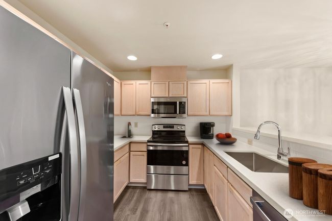 APT-8-102 - 2001 120 Th Pl Se, Townhouse with 3 bedrooms, 3 bathrooms and 1 parking in Everett WA | Image 8
