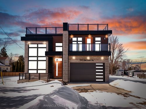 992 Little Cedar Ave, Belle Ewart, ON, L0L1W0 | Card Image
