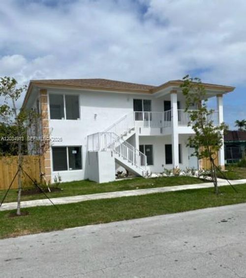 10595-10595 Sw 171st St, Miami, FL, 33157-4137 | Card Image