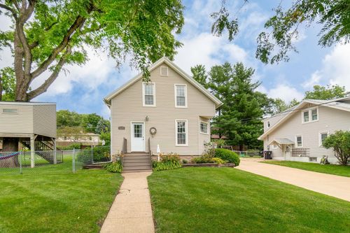 1115 W 3rd Street, Cedar Falls, IA, 50613 | Card Image