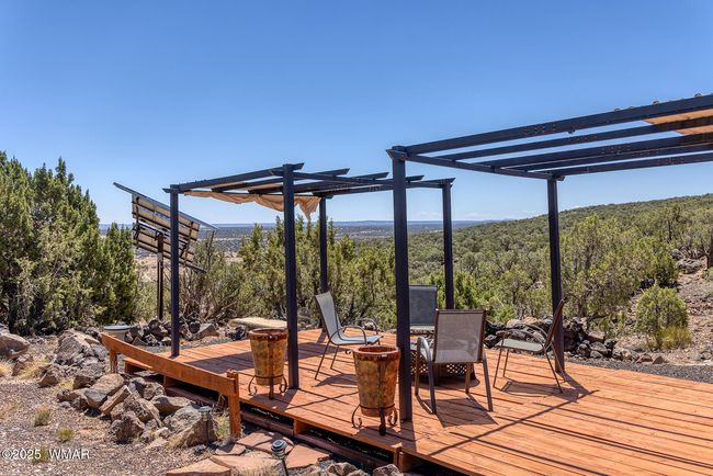 Deck Living | Image 44