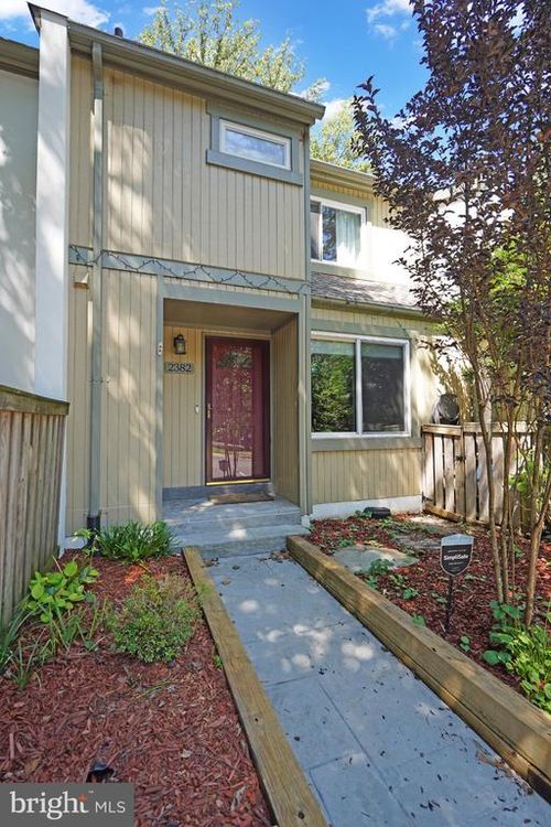2382 Generation Dr, RESTON, VA, 20191-3031 | Card Image