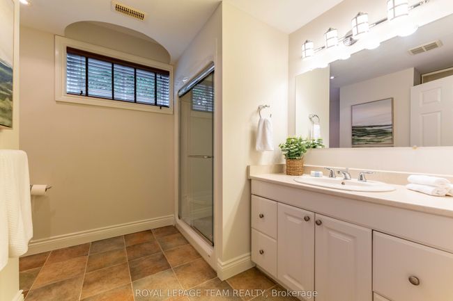 5422 Wadell Crt, House other with 4 bedrooms, 4 bathrooms and 6 parking in Manotick ON | Image 37