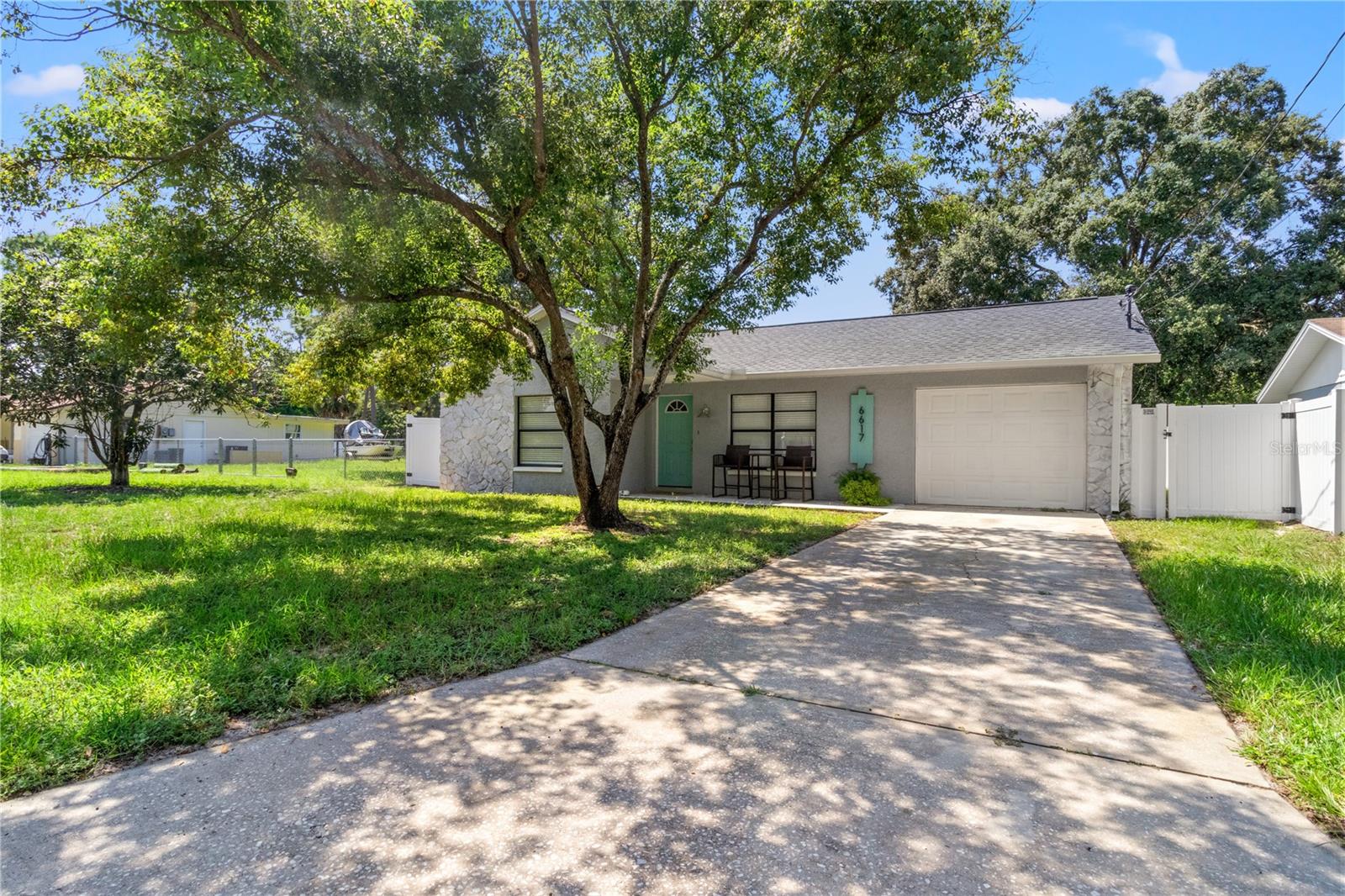 Hone St, New Port Richey, FL 34653