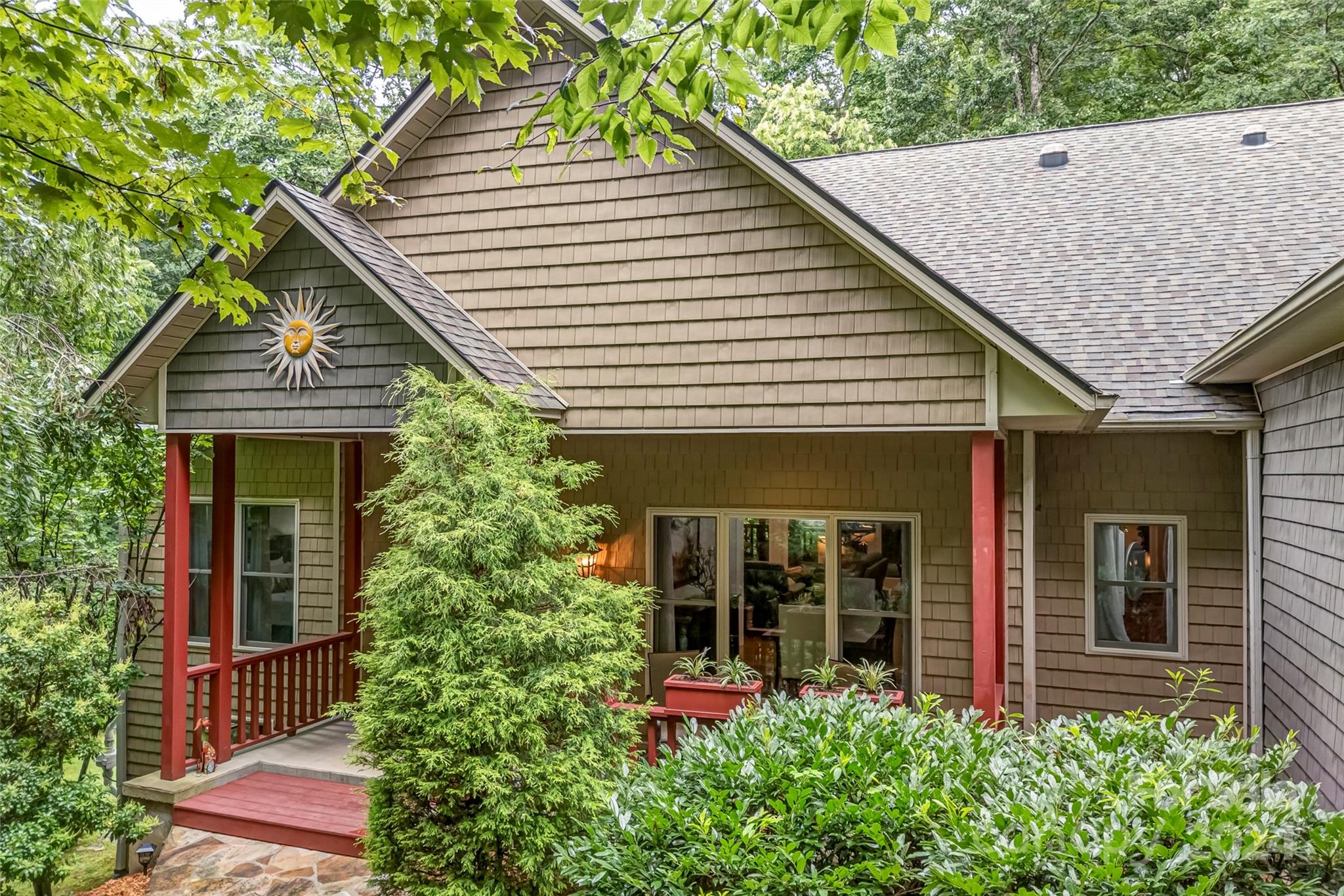 Salola Ln, Brevard, NC 28712