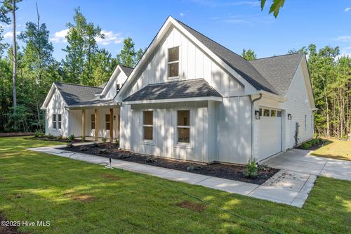 5012 Arcadia Way, West End, NC, 27376 | Card Image