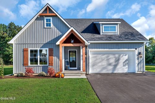 80c Schuurman Rd, Castleton-on-Hudson, NY, 12033-3224 | Card Image