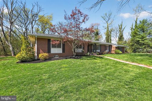 35 Oriole Way, MOORESTOWN, NJ, 08057-1335 | Card Image