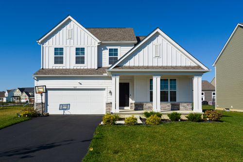 107 Silver Pine Ln, Lewis Center, OH, 43035-3104 | Card Image