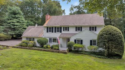 215 Leroy Avenue, House other with 5 bedrooms, 3 bathrooms and null parking in Darien CT | Image 2