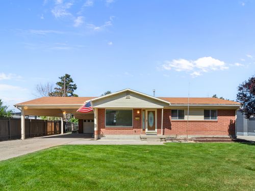 6566 S 2425 E, Cottonwood Heights, UT, 84121-2608 | Card Image