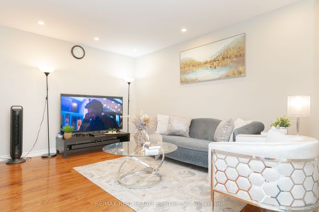 3 Candy Cres, House other with 4 bedrooms, 5 bathrooms and 2 parking in Brampton ON | Image 5