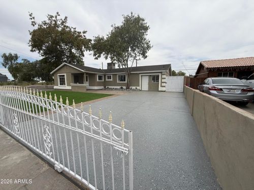 5838 W Turney Ave, Phoenix, AZ, 85031-1829 | Card Image