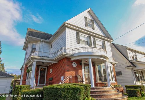 509 2nd Ave, Jessup, PA, 18434-1409 | Card Image