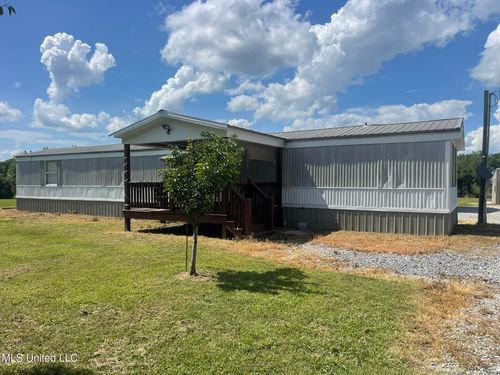 329 Walker Rd, Cleveland, MS, 38732-9484 | Card Image