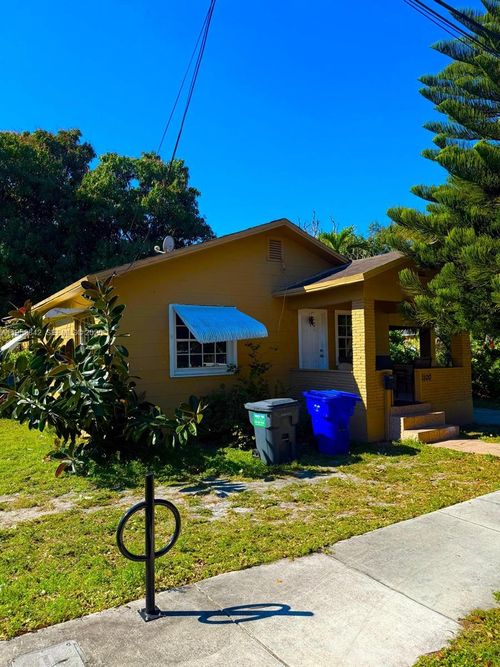 1100 N 24th Ave, Hollywood, FL, 33020-3451 | Card Image