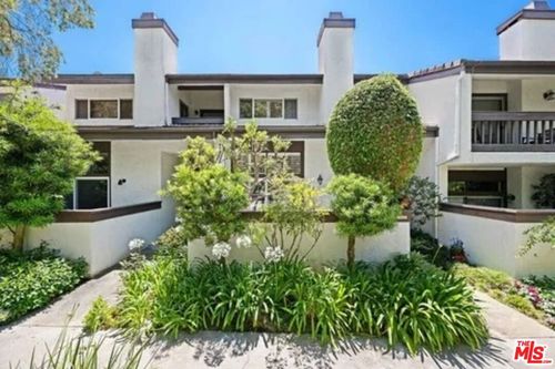 1546 Palisades Dr, Pacific Palisades, CA, 90272-2122 | Card Image