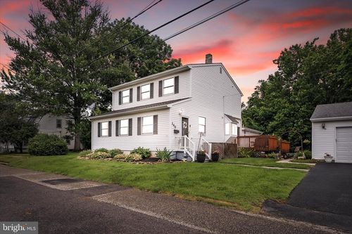 140 Grandview Ave, Hamilton, NJ, 08620-2926 | Card Image