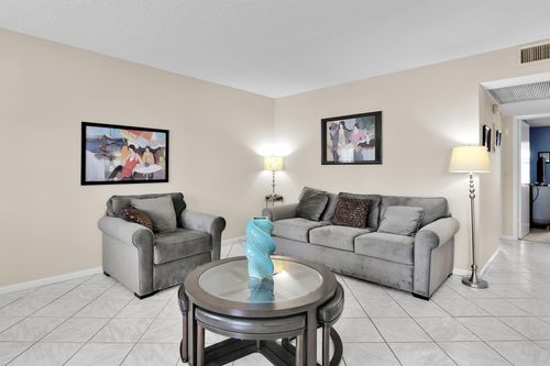 1084 Exeter E, Boca Raton, FL, 33434-2973 | Card Image