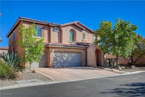 960 White Feather Ln, Las Vegas, NV, 89138-6056 | Card Image