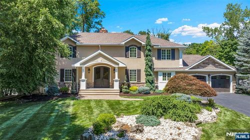 3 Bromley Ct, Montville, NJ, 07045-9674 | Card Image