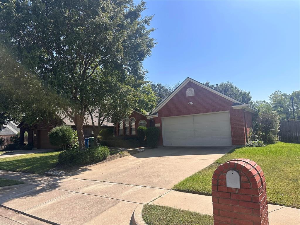 Flatwood Dr, Flower Mound, TX 75028