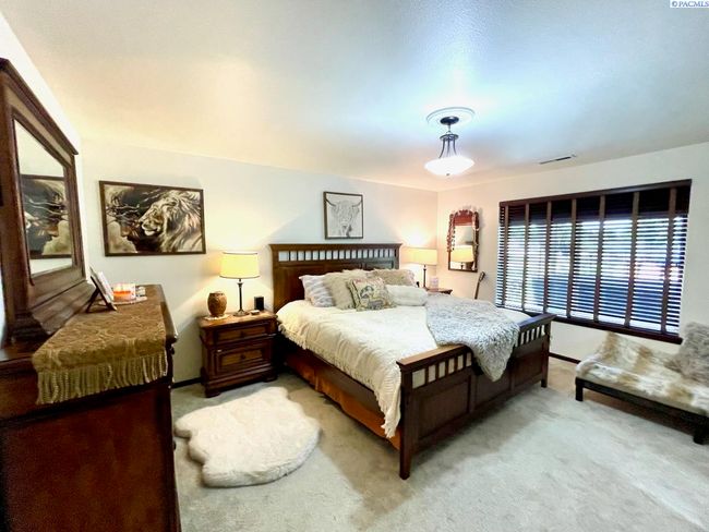 223108 E Perkins Rd, Home with 4 bedrooms, 4 bathrooms and null parking in Kennewick WA | Image 28