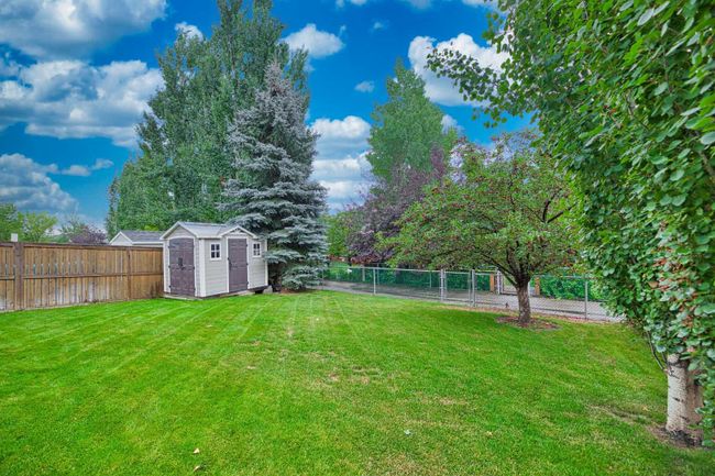 11 Chapala Terrace Se, Home with 4 bedrooms, 3 bathrooms and 4 parking in Calgary AB | Image 45