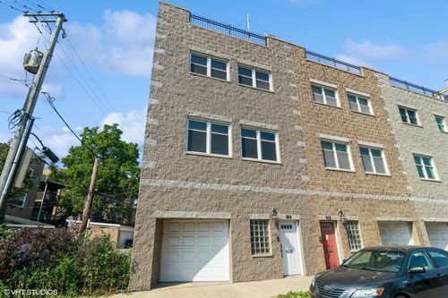 916 Elizabeth St, Chicago, IL, 60642-5467 | Card Image