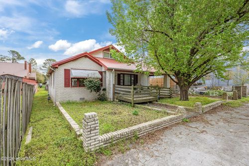 812 Smith Street, New Bern, NC, 28560 | Card Image