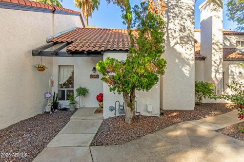 5348 N 3rd Ave, Phoenix, AZ, 85013-2011 | Card Image