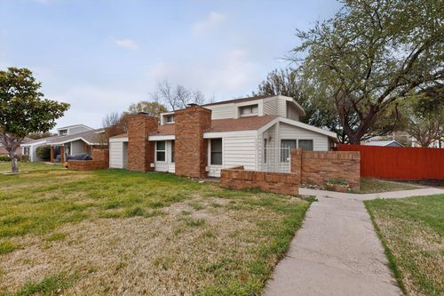 2407 Mustang Ct, Lewisville, TX, 75067-6527 | Card Image