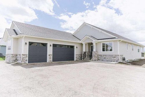 535 Green Haven View, Foothills, AB, T1S0R3 | Card Image