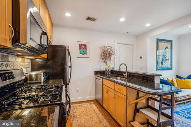 APT-8 - 409 E Raymond Ave, Condo with 1 bedrooms, 1 bathrooms and null parking in ALEXANDRIA VA | Image 4