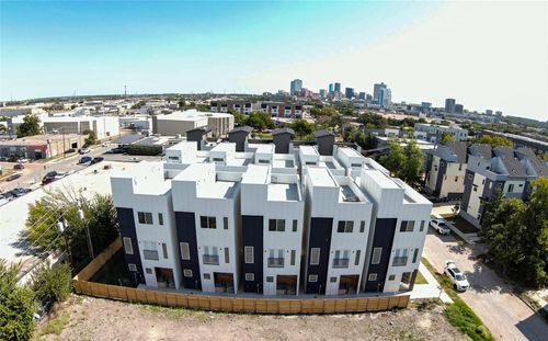 244-2808 Weisenberger St, Fort Worth, TX, 76107-1936 | Card Image
