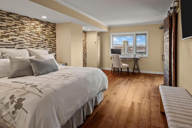APT-1902 - 1551 Larimer St, Condo with 2 bedrooms, 2 bathrooms and 2 parking in Denver CO | Image 14