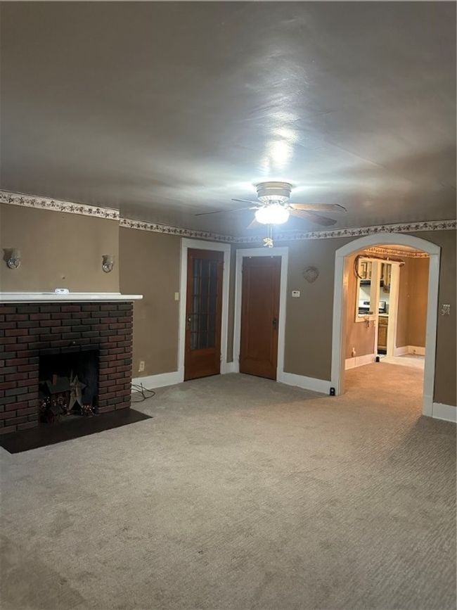 17 Woodlawn Ave, House other with 3 bedrooms, 2 bathrooms and 3 parking in Uniontown PA | Image 5