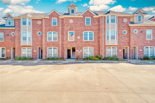 apt-1105-305 Holleman Dr E, College Station, TX, 77840-7062 | Card Image