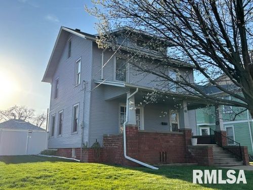 713 Henry St, Kewanee, IL, 61443-2851 | Card Image