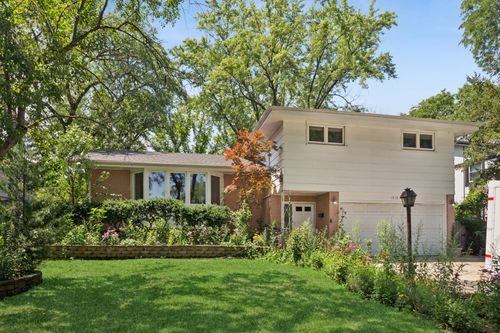 1512 Executive Lane, Glenview, IL, 60026 | Card Image