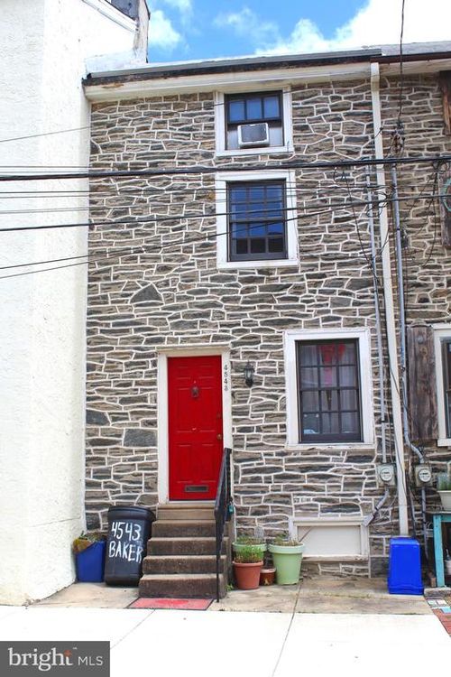 4543 Baker St, PHILADELPHIA, PA, 19127-2014 | Card Image
